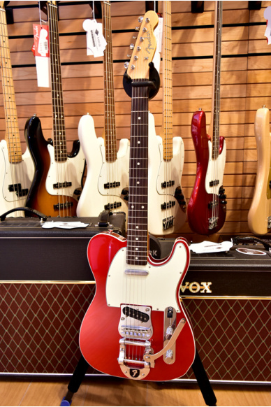 Fender Japan FSR '62 Telecaster Bound w/Bigsby Rosewood Fingerboard Candy Apple Red