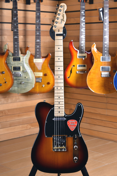 Fender American Special Telecaster Maple Neck 3 Color Sunburst