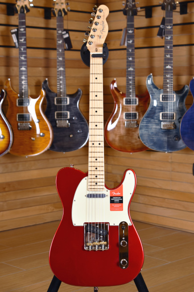 Fender American Professional 2017 Telecaster Maple Fingerboard Candy Apple Red