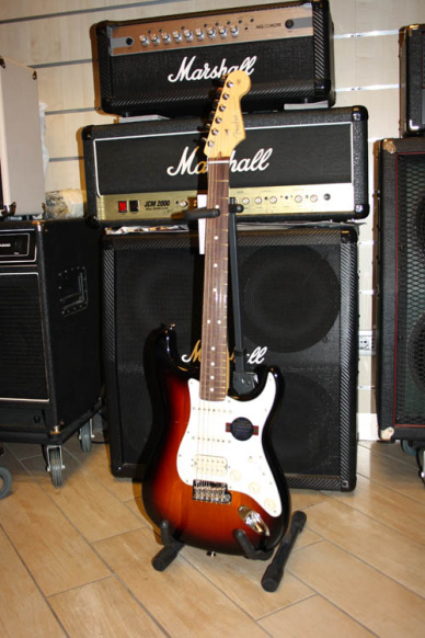 Fender American Standard Stratocaster HSS Rosewood Neck Sunburst 2012
