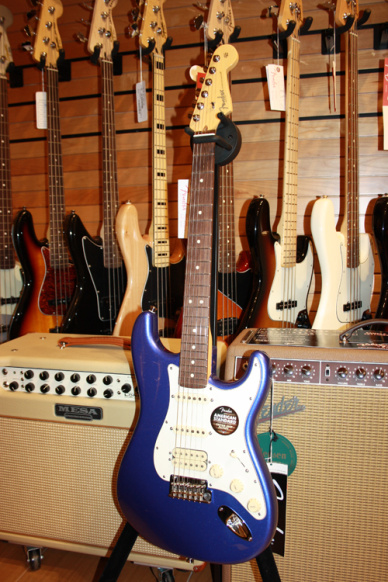 Fender American Standard Stratocaster HSS Rosewood Ocean Blue Metallic