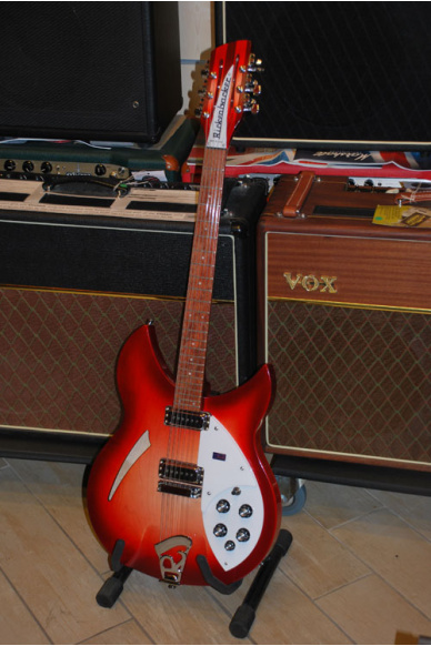 Rickenbacker 330 Fire Glo 12 Corde