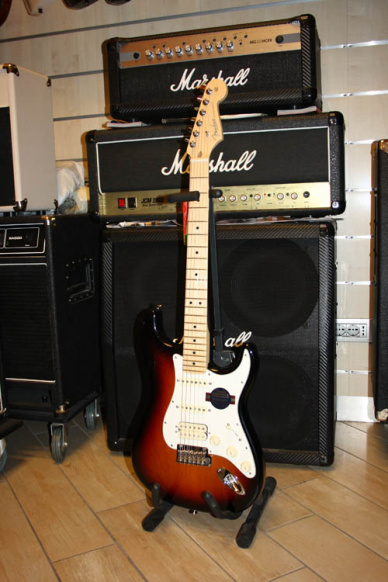 Fender American Standard Stratocaster HSS Maple Neck Sunburst 2012