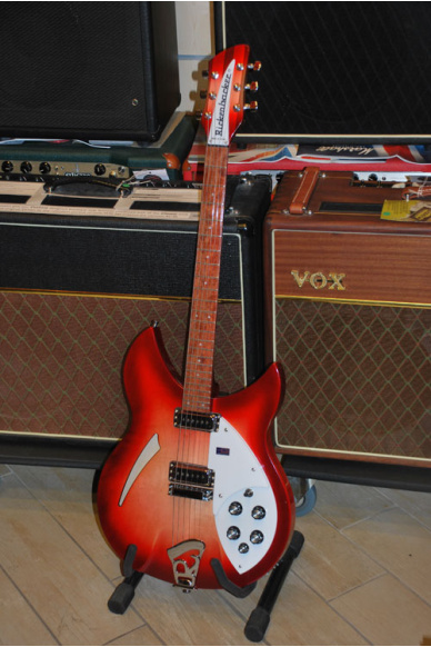 Rickenbacker 330 Fire Glo