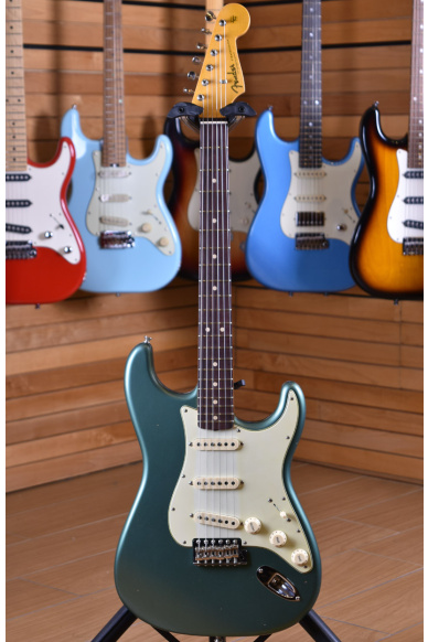 Fender Custom Shop '63 Stratocaster Journeyman Closet Classic Rosewood Fingerboard Faded/Aged Sherwood Green