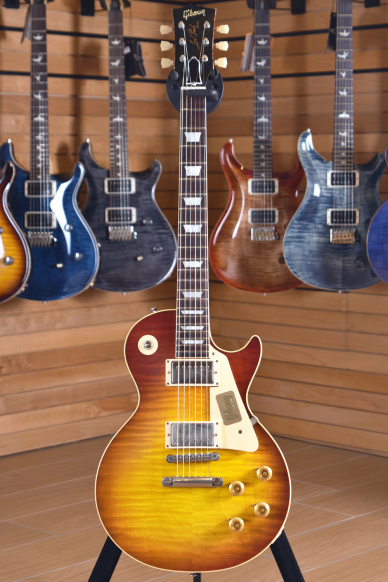 Gibson Custom Shop Collector's Choice #39 Andrew Raymond 1959 Les Paul "Minnesota Burst" serial number 052