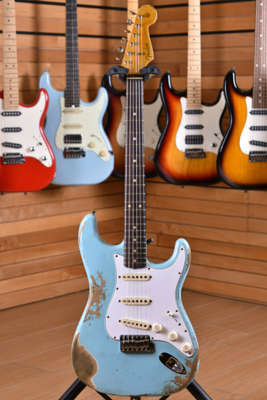Fender Custom Shop Stratocaster '60 Heavy Relic Rosewood Fingerboard Daphne Blue
