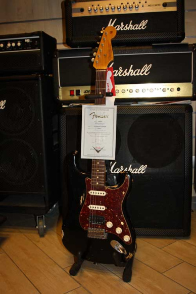 Fender Custom Shop Stratocaster '63 Heavy Relic Black