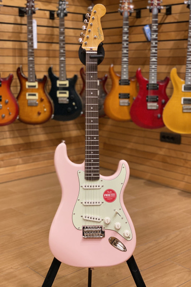 Squier (by Fender) Classic Vibe '60s Stratocaster Shell Pink Limited Edition