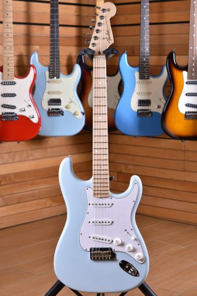 Fender Custom Shop Stratocaster '60 NOS Maple Neck Sonic Blue
