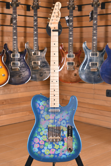 Fender FSR Japan Telecaster '69 Blue Flower Paisley