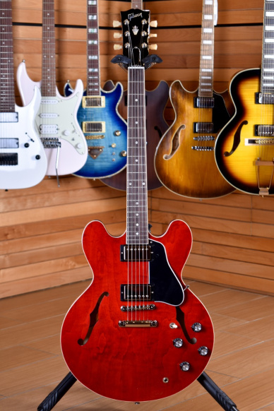 Gibson ES-335 Sixties Cherry