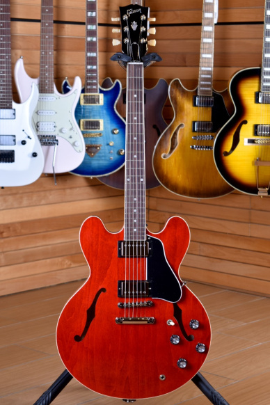 Gibson ES-335 Sixties Cherry