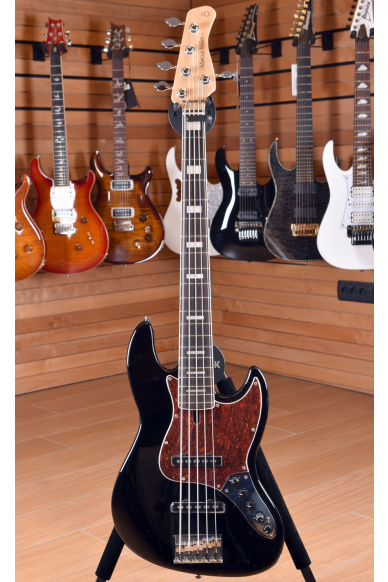 Marcus Miller V7 Alder 5 Black