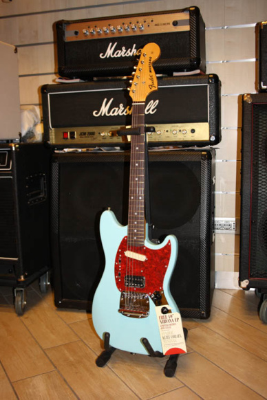 Fender Kurt Cobain Mustang Sonic Blue