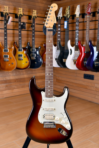 Fender American Deluxe Plus Stratocaster HSS Rosewood Mystic 3 Color Sunburst