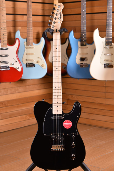 Squier (by Fender) Bullet Telecaster Maple Neck Black Pickguard Black